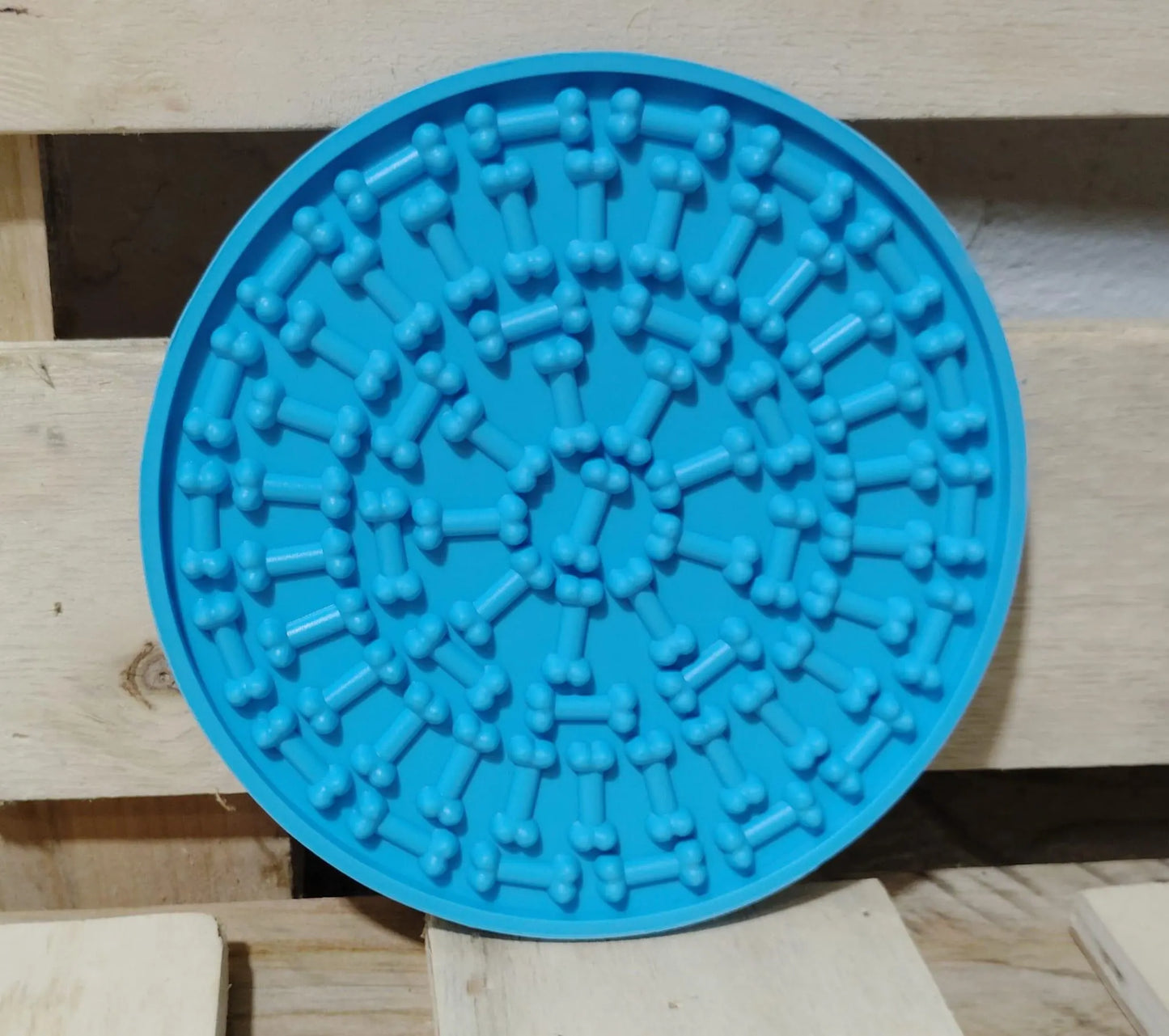 Silicone Dog Lick Mat: Anxiety Relief & Slow Feeder