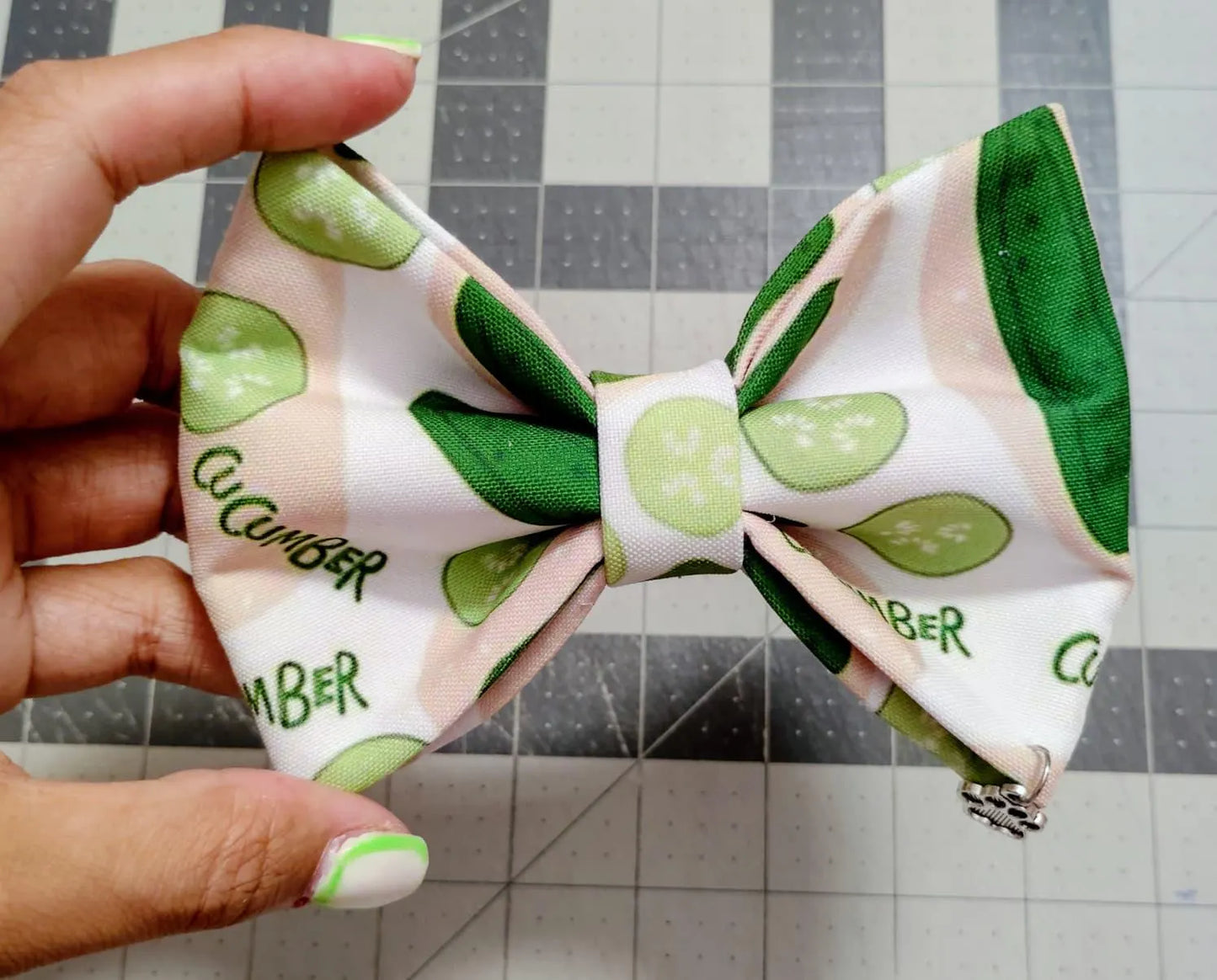 Over-the-Collar Dog Bow Ties – Fun Prints for Every Pup Personality