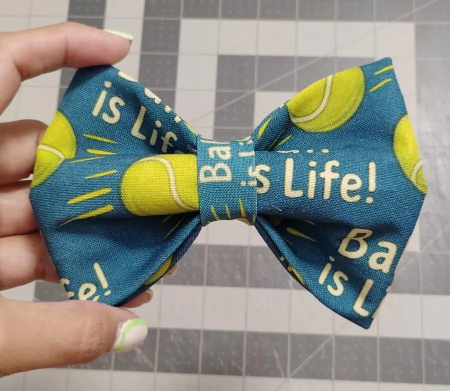 Over-the-Collar Dog Bow Ties – Fun Prints for Every Pup Personality